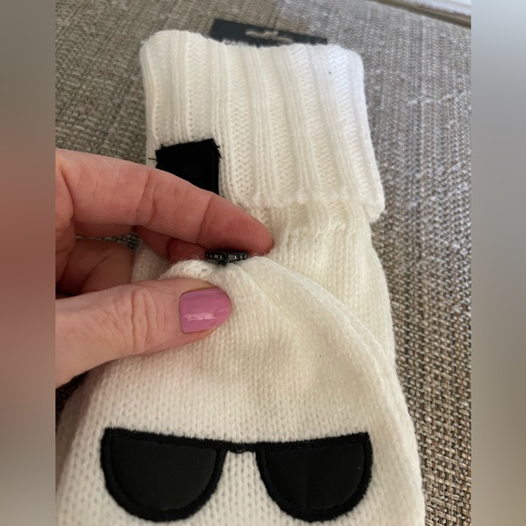 Karl Lagerfeld Gloves - Picture 5 of 8